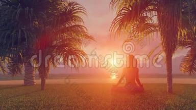 日落时分在沙滩上冥想的女人