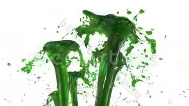 美丽的喷泉喷出的液体就像绿色的果汁，喷泉中有许多液体高。 3D渲染非常