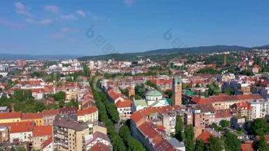 扎格雷布，克罗地亚-五月，2019年：空中观景无人机从上面拍摄萨格勒布市。