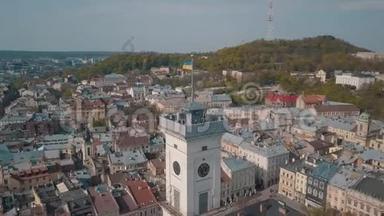 空中城市利沃夫，乌克兰。 欧洲城市。 市的热门区域.. 大会堂