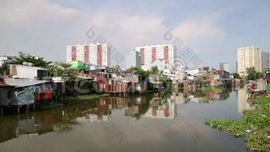 越南西贡河畔胡志明市贫民窟