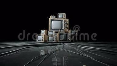 一堆复古古董<strong>电视</strong>在黑暗的房间里。 现实的4k动画。
