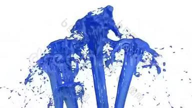 美丽的喷泉喷射<strong>液体</strong>像蓝色的油<strong>漆</strong>，喷泉与许多<strong>液体</strong>流上升高。 3D渲染非常高