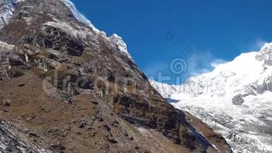安纳普尔纳地区的喜马<strong>拉雅</strong>山景观。 尼泊尔喜马<strong>拉雅</strong>山脉的安纳普尔纳峰。 安纳普尔纳大本营