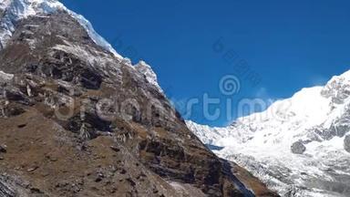 安纳<strong>普尔</strong>纳地区的喜马拉雅山景观。 尼泊<strong>尔</strong>喜马拉雅山脉的安纳<strong>普尔</strong>纳峰。 安纳<strong>普尔</strong>纳大本营