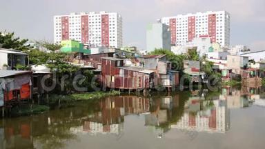 越南西贡河畔胡志明市贫民窟
