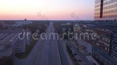 拉脱维亚里加。 二〇一八年七月二十日.. 里加的空中日落景色