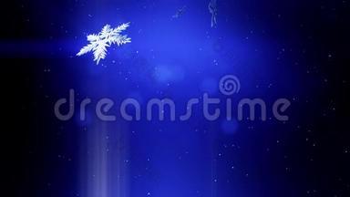 美丽的3D雪花在空气中缓慢地漂浮，并在蓝色的背景上发光。 作为圣诞动画使用，新年