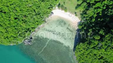泰国昂松国家海洋公园的热带岛屿鸟瞰图