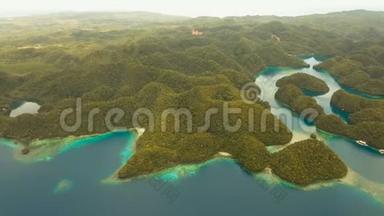 鸟瞰热带泻湖，大海，沙滩.. 布卡斯格兰德岛，<strong>索</strong>霍顿湾。 <strong>菲律宾</strong>。