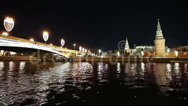 晚上靠近克里姆林宫的石桥--俄罗斯莫斯科<strong>最受欢迎</strong>的景色