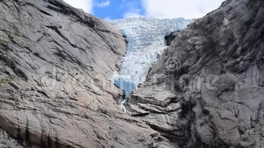 布列克斯达尔斯布雷恩布列克斯达尔<strong>冰川</strong>，这是挪威大型乔斯特达尔斯布雷恩<strong>冰川</strong>的袖子。