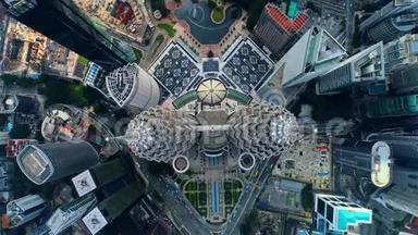 从无人驾驶<strong>飞机</strong>俯瞰吉隆坡市<strong>中</strong>心的KLCC或Petronas双塔<strong>城市</strong>景观。 吉隆坡，马来西亚。