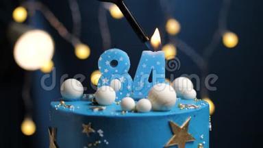 生日蛋糕数字84星天和月的概念，蓝色蜡烛是火的打火机，然后吹出来。 复制空间