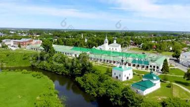 苏兹达尔<strong>教堂</strong>的<strong>俄罗斯</strong>旧建筑白色鸟瞰图。 <strong>俄罗斯</strong>。